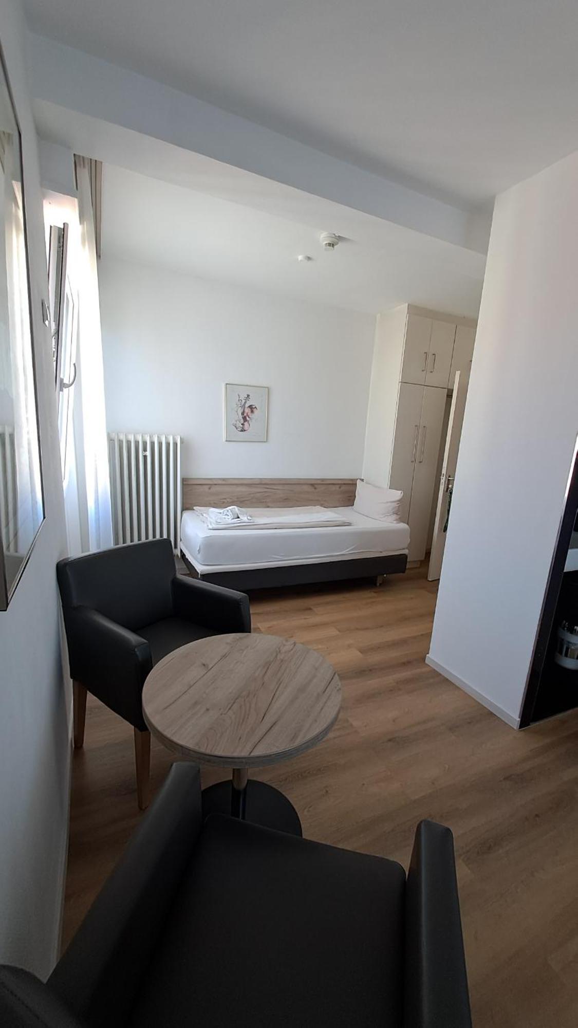 Hotel Central Hauptbahnhof Heidelberg Exteriér fotografie